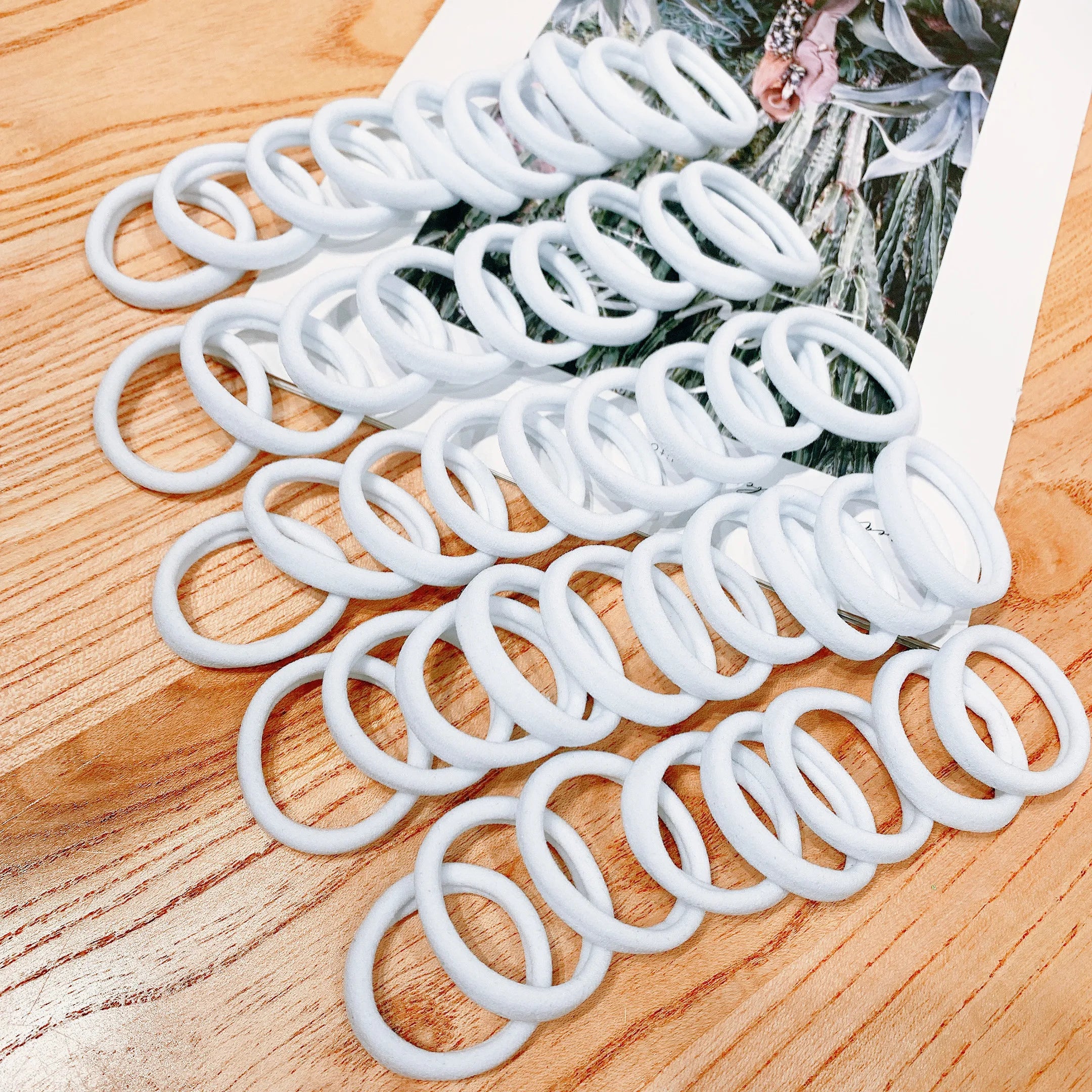 Black and White Hair Bands for Women – 50 or 100 Pack