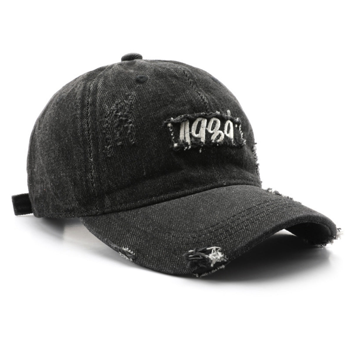 Single-color Embroidered Label With Frayed Edges