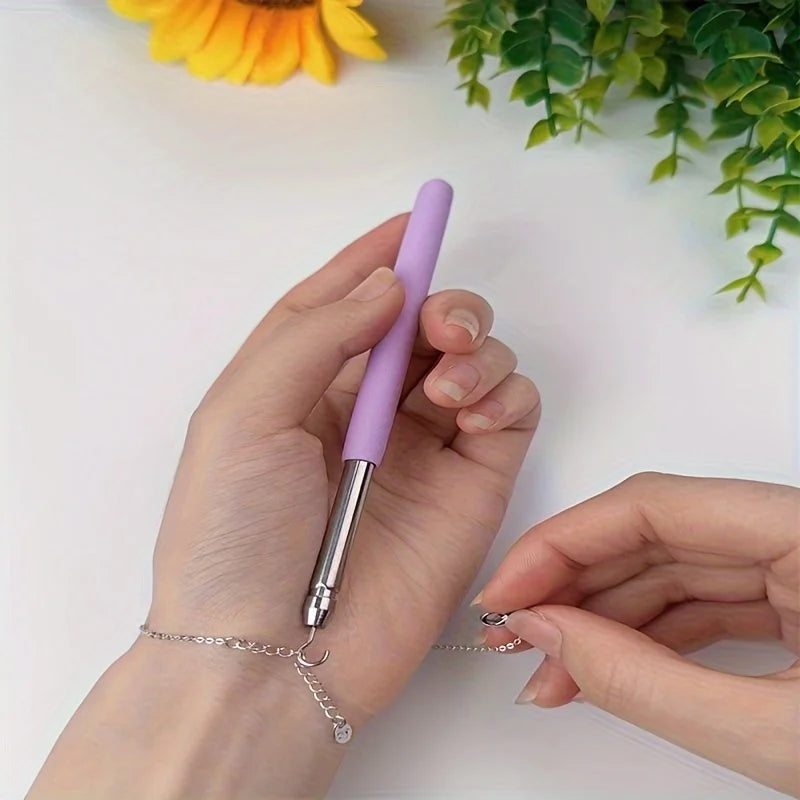 Bracelet Clasp Helper Tool – Easy Jewelry Fastening Aid
