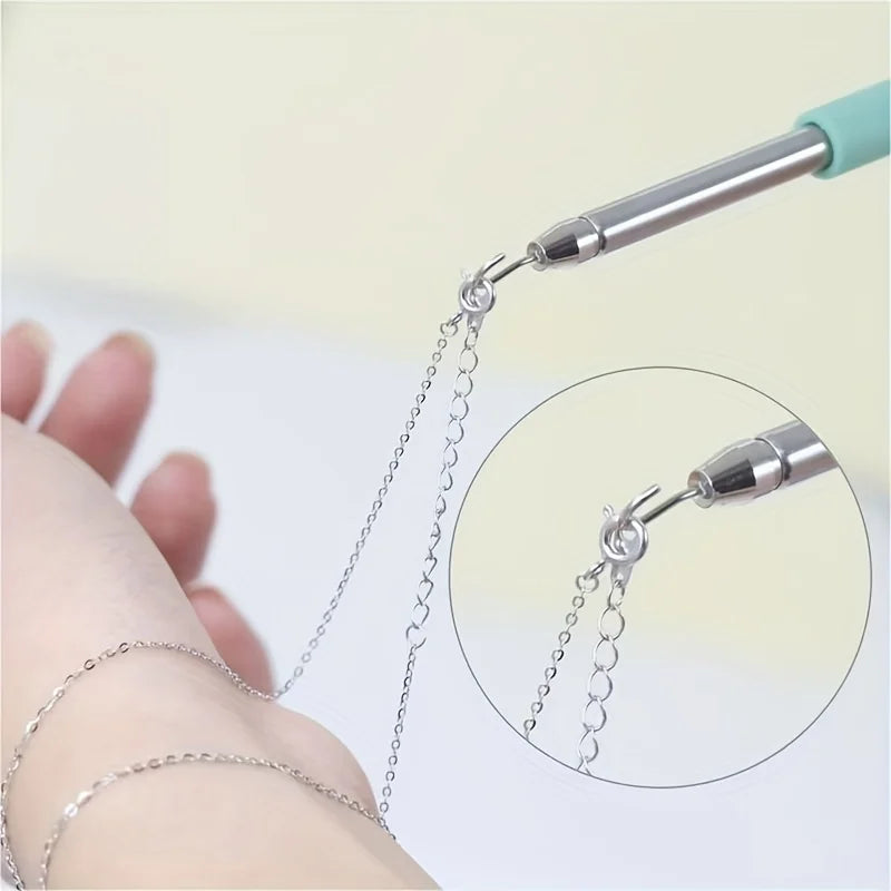 Bracelet Clasp Helper Tool – Easy Jewelry Fastening Aid